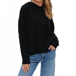 NEW SIX/FIFTY skull hoodie in black